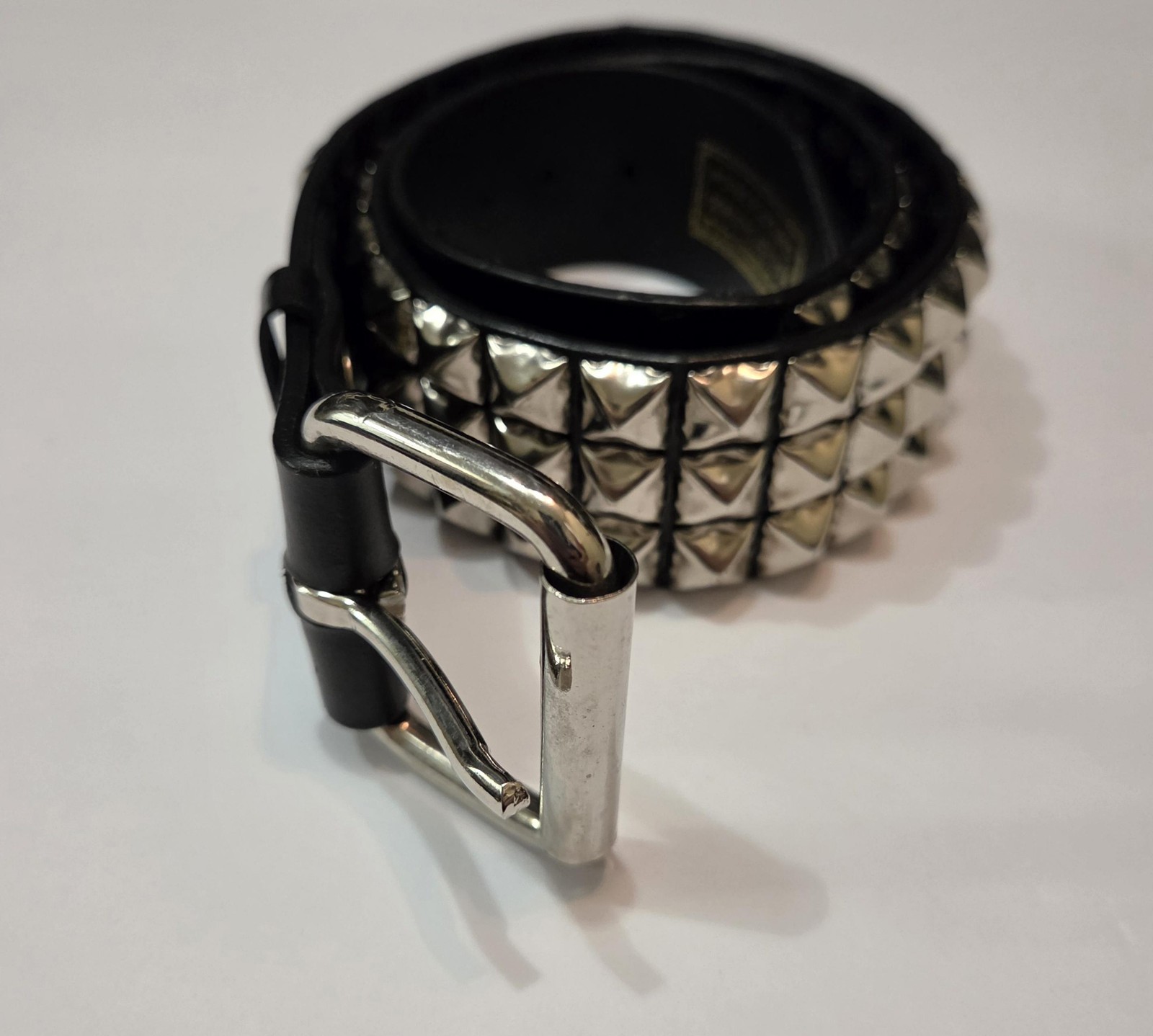 Funk Plus Belt Mens Small Black Leather Silver Studded Pyramid Punk Rock