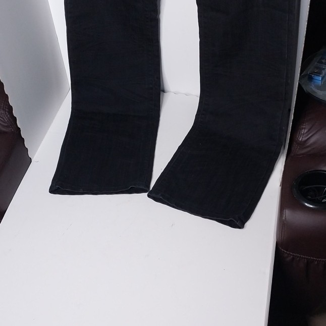 Gold Label Jeans Black With Metal Button Pockets And Pyramid Rivets 36×34