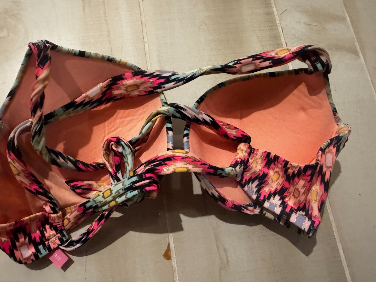 Victoria’s Secret print bombshell add 2 cup sizes bikini top size 36C