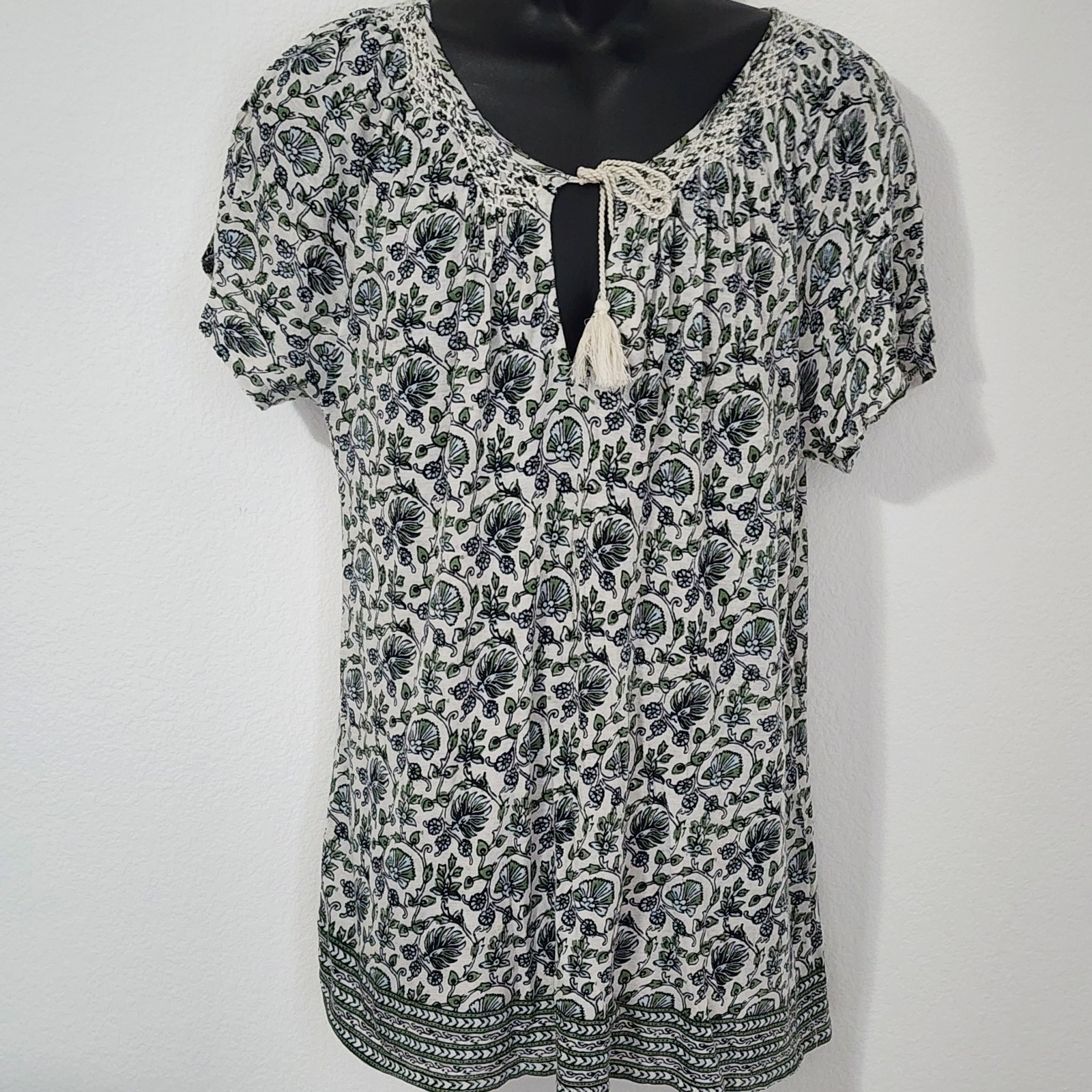 Lucky Brand White Floral Tassel Top Scoop Neck Short Sleeve Size Large Boho…