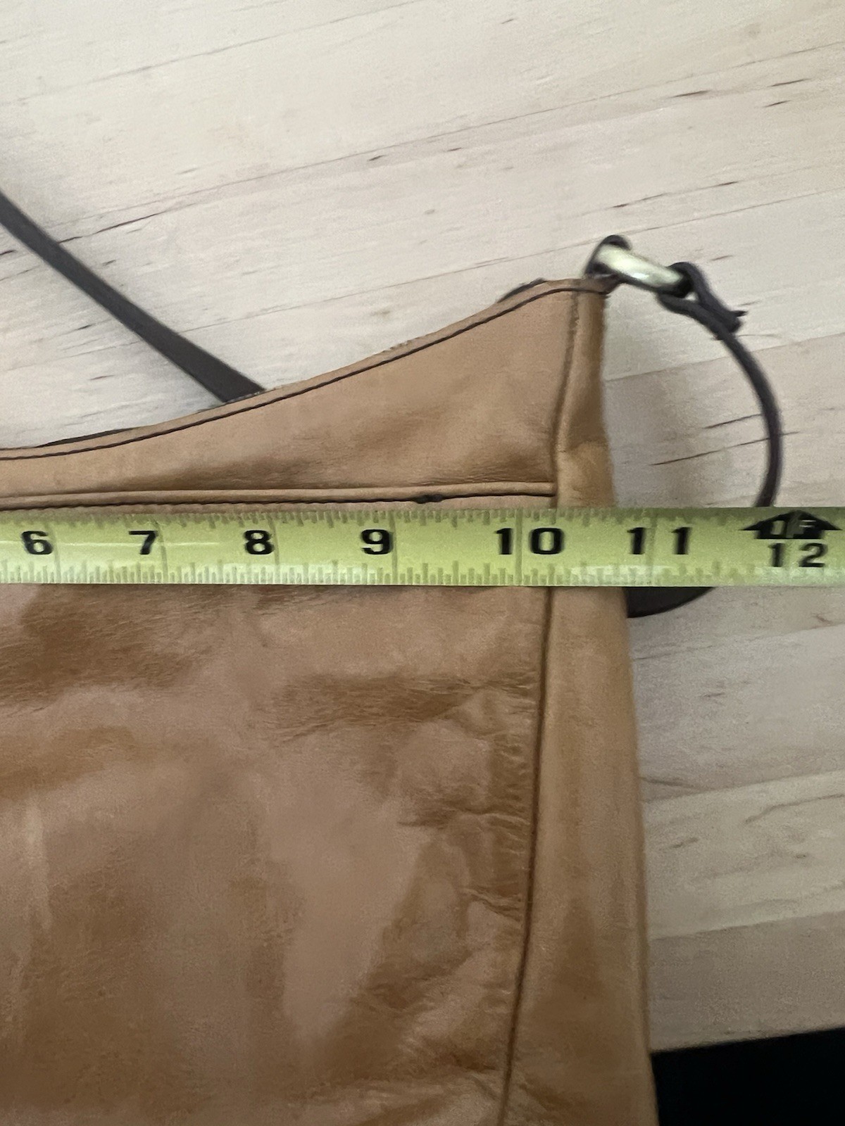 HOBO THE ORIGINAL International Crossbody Aviva Leather Handbag Purse Bag