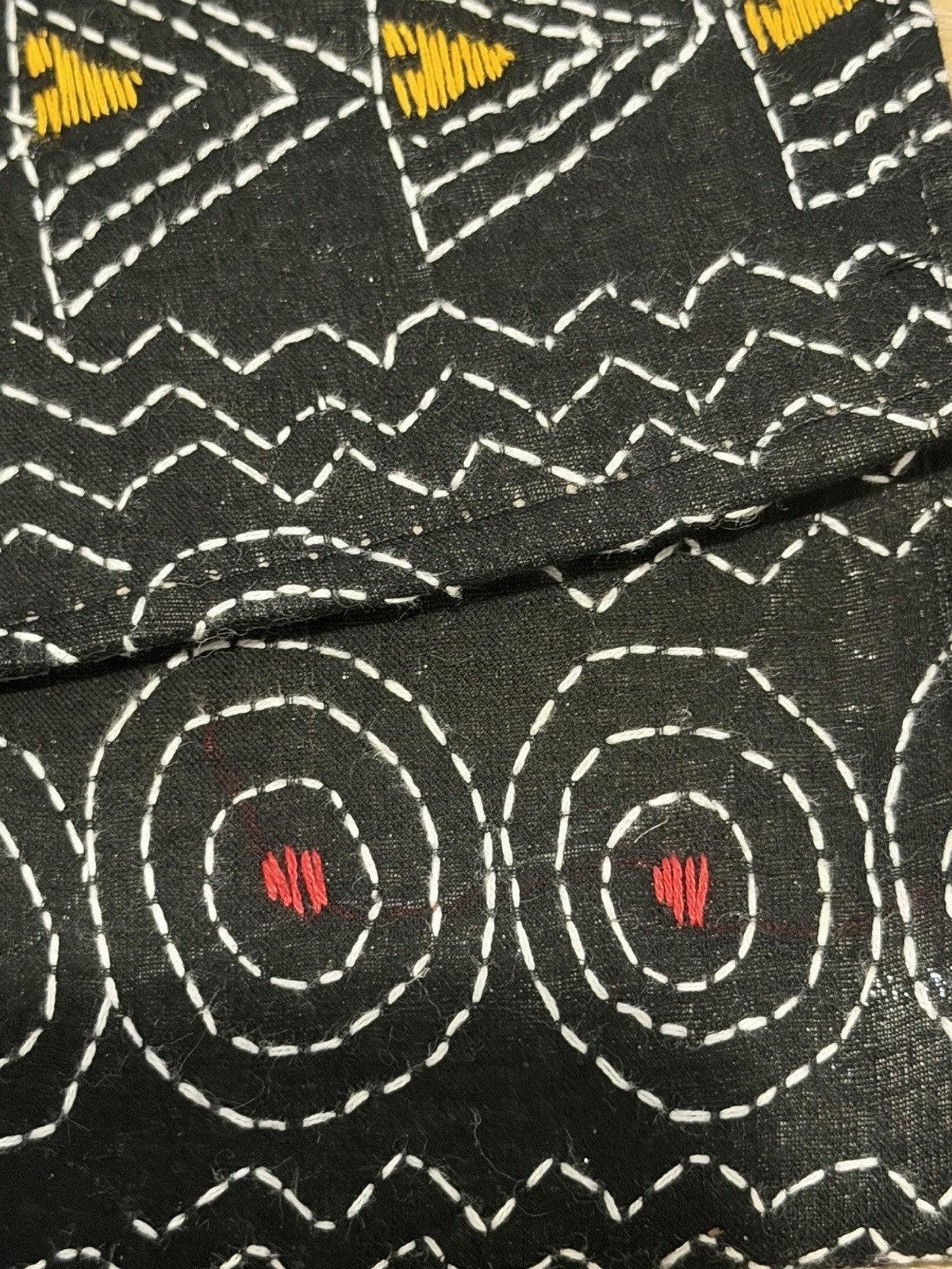 Exclusive Authentic Unique stitch hand-embroidered black clutch bag Purse