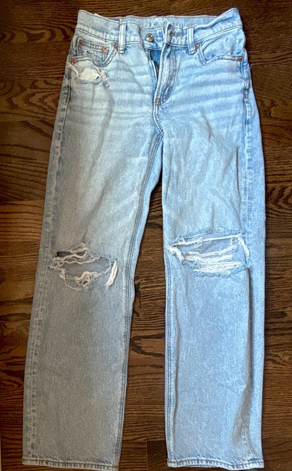 American Eagle Outfitters Women’s High Rise Light Wash Jeans, Size 000 & Short
