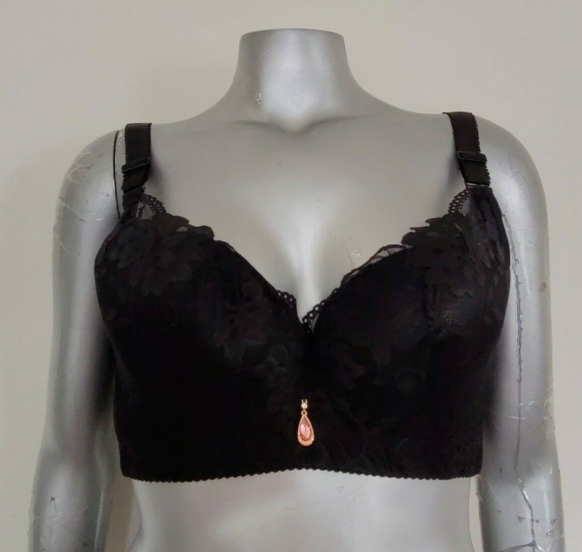 NEW Plus INTIMATE LINGERIE BRA Size 48 /110 Lace Black Adjustable Strap 5 Hooks