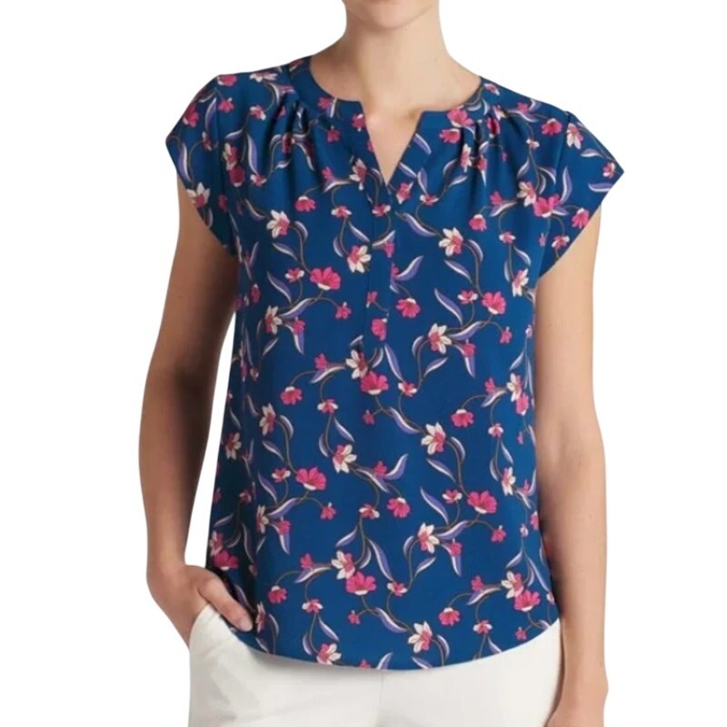 41Hawthorn (S) Morey Split Neck Short Sleeve Blouse – Stitch Fix Floral Top
