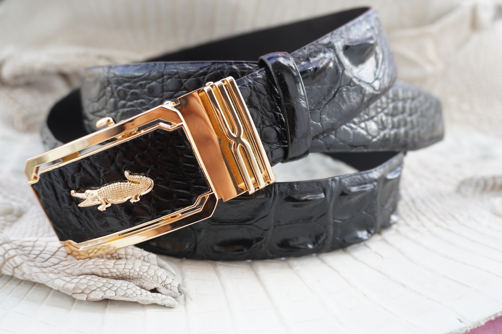 W 1.5 inch – Black Genuine CROCODILE Hornback LEATHER Skin Men’s Belt