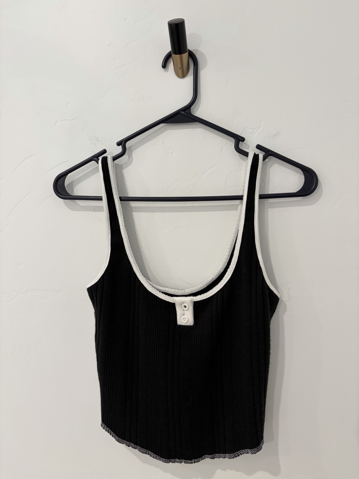 BDG Black Ribbed Contrast Trim Tank Top NWT Size Medium