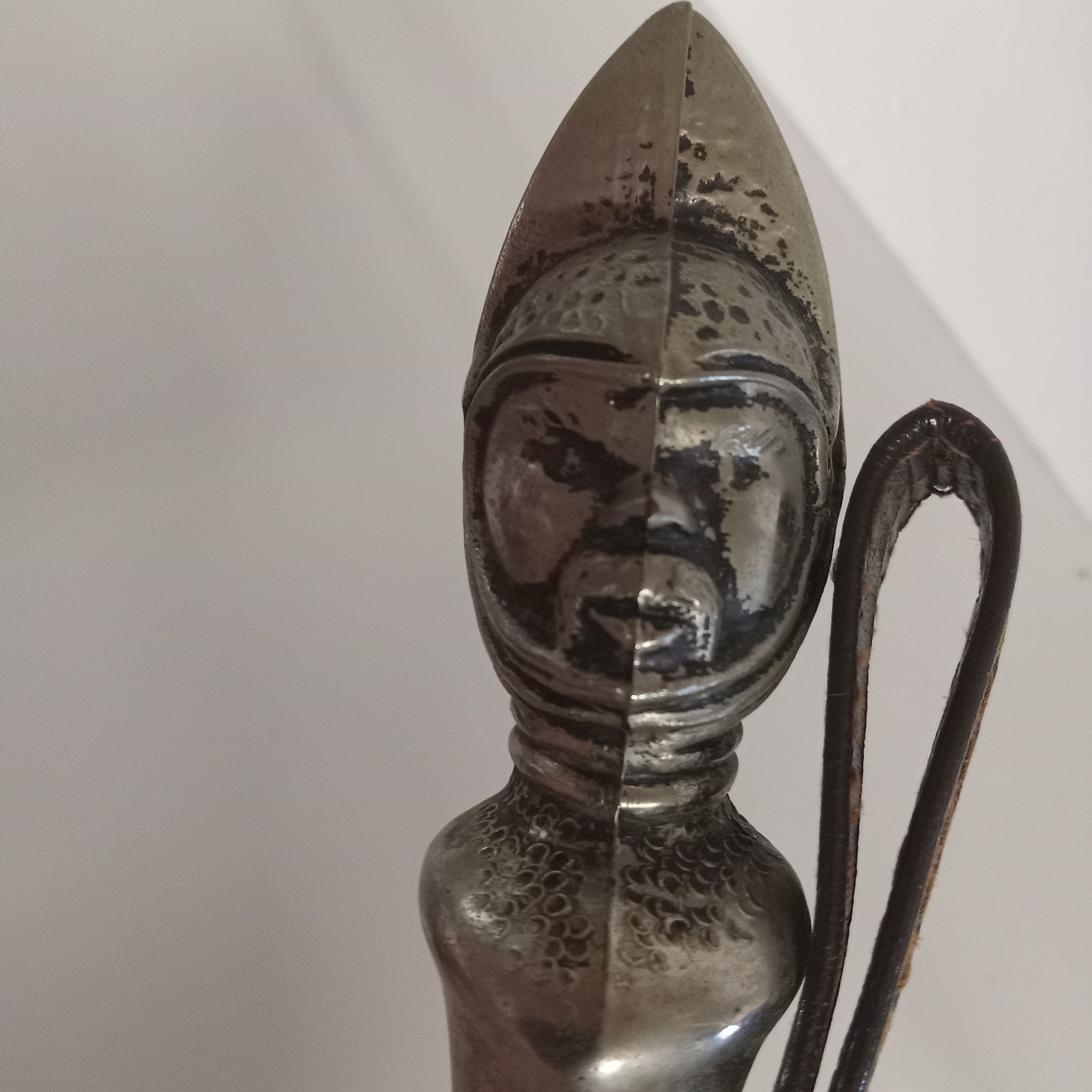 Vintage Pewter Handle Medieval Knight MCM Shoehorns 21″