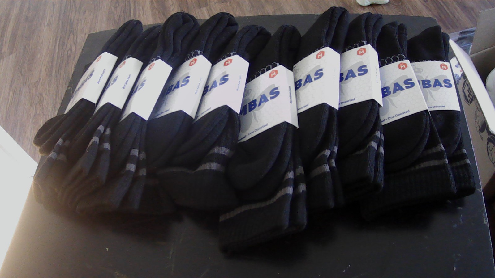 Lot of 10 Pairs — Bombas Calf Socks — New — Medium (Mens 6-9 Womens 8-10.5)