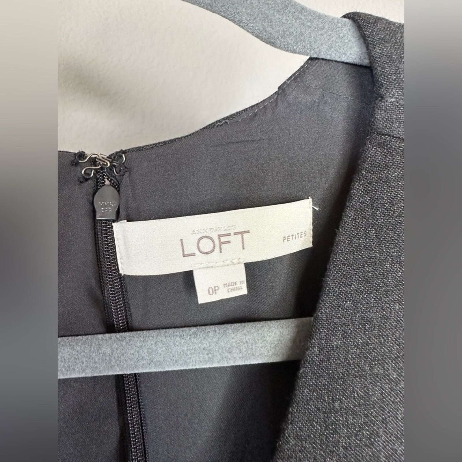 ANN TAYLOR LOFT PETITES Structured A-Line Mini Dress in Charcoal Grey 0P