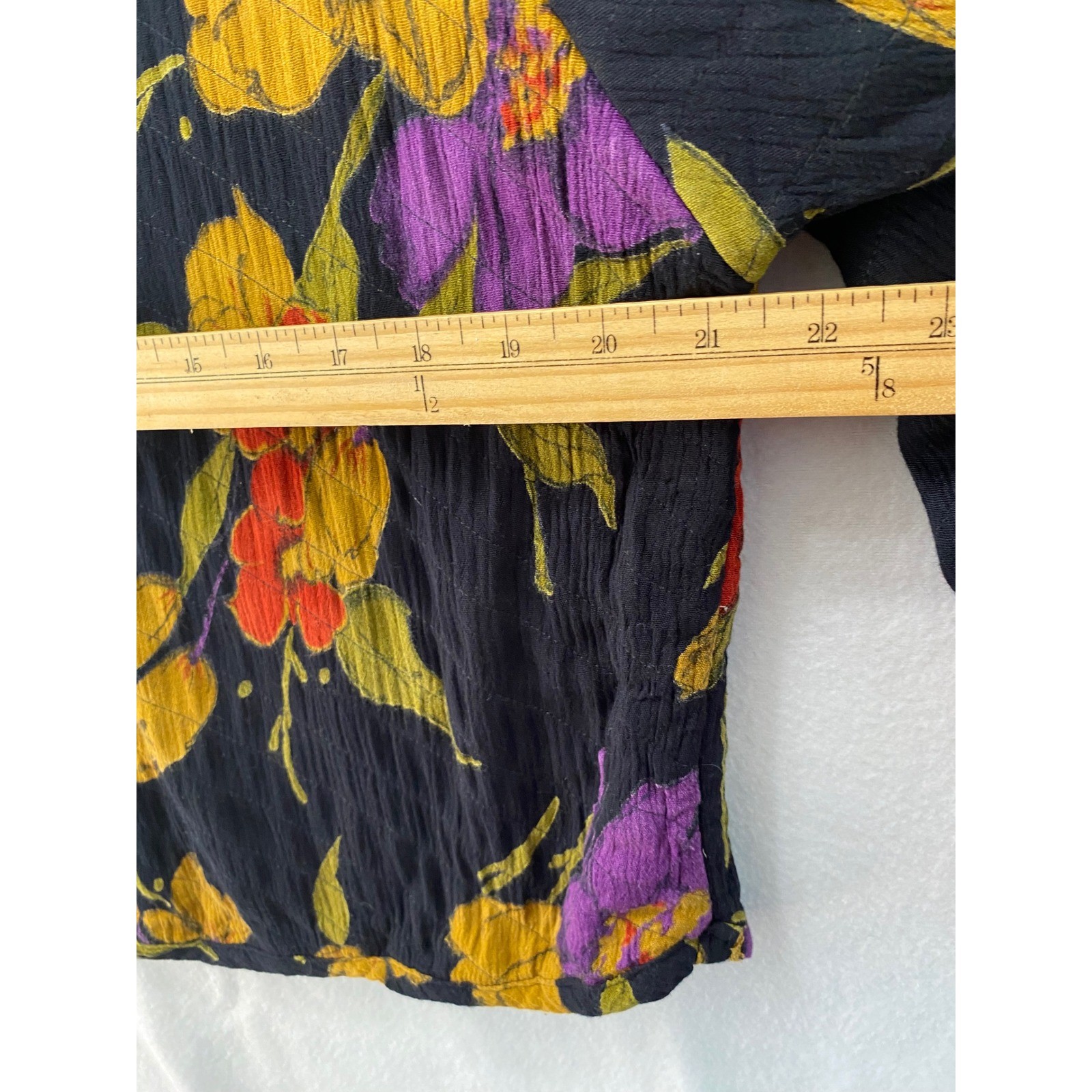 Unbranded Reversible Quilted Jacket Women L Black Floral Art to Wear Fringe