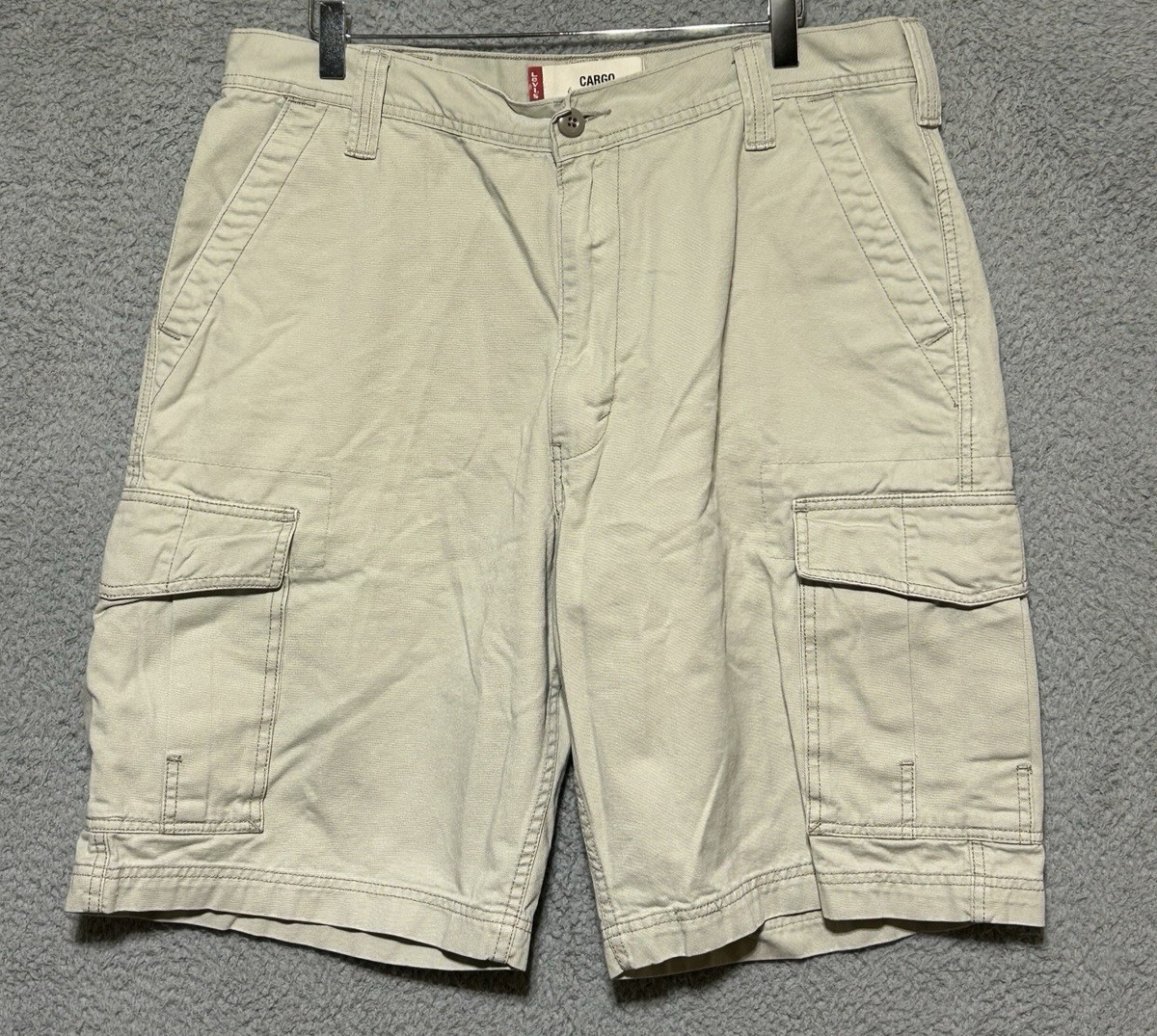 Vintage Levis Cargo Shorts Mens 36 Tan Khaki Loose Baggy Hong Kong
