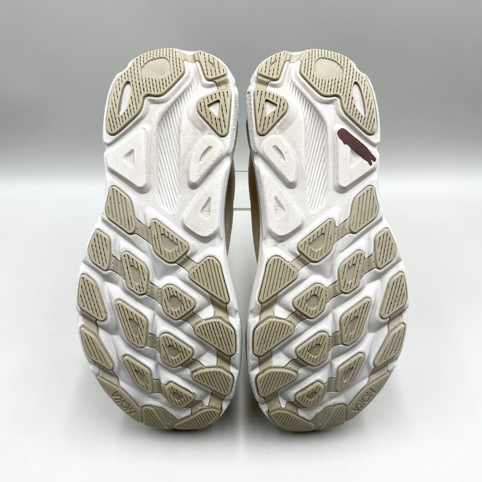 Hoka Clifton 9 Mens 9D Road Running Shoes Oat Milk Barley Chunky Sneaker Gym