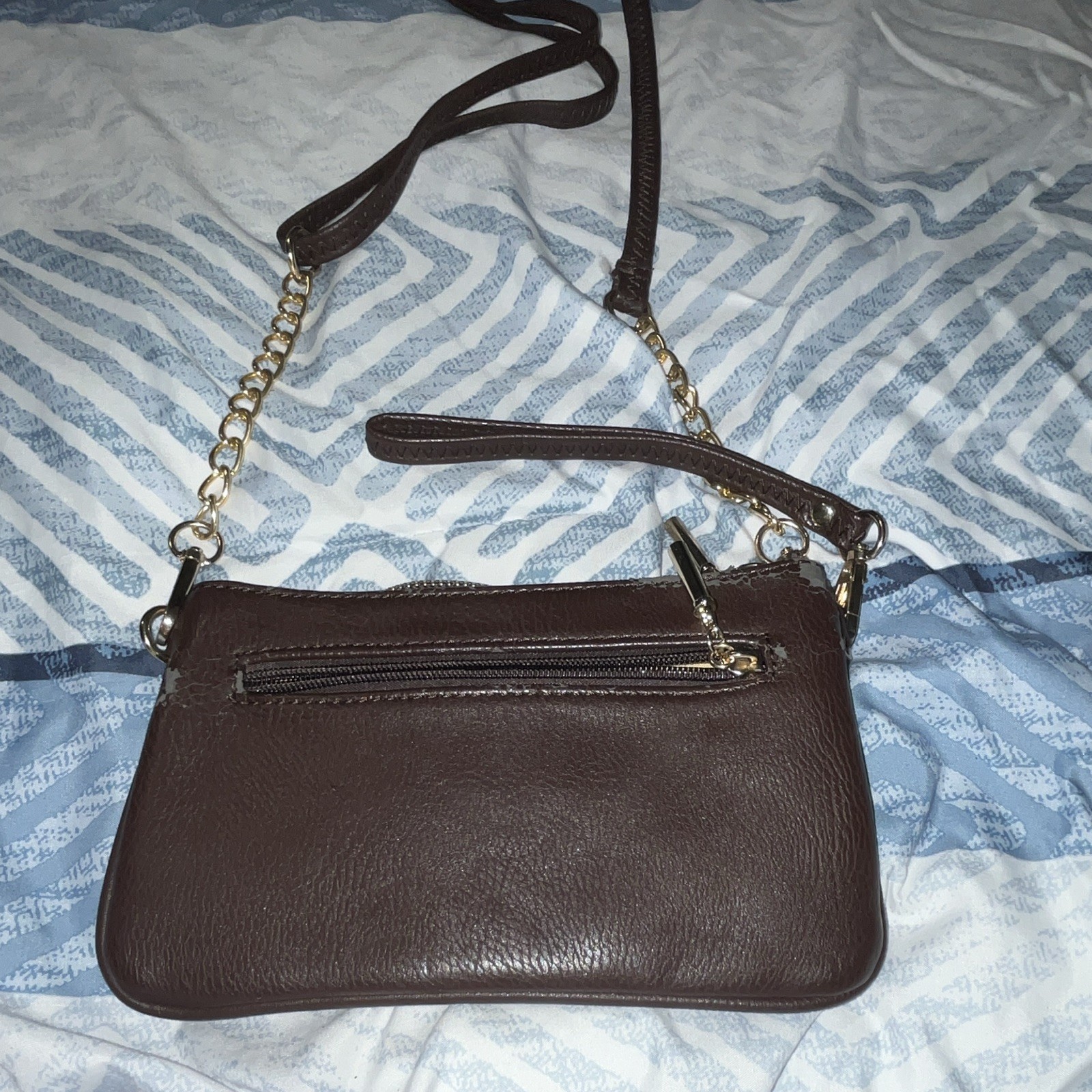Brown Quilted Small Crossbody Bag Chain Strap Zip Gold Hardware Lined Pockets
