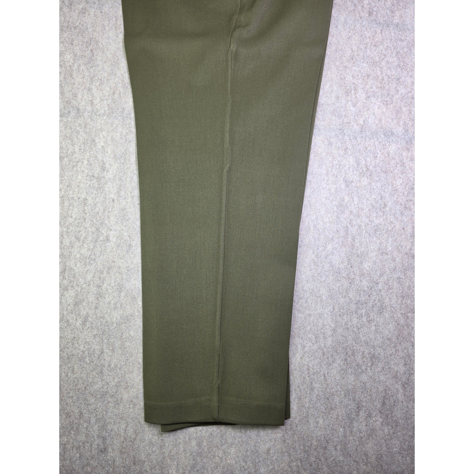 Quince Performance Tech Chino Pants Sz 42x30Olive Green Pants