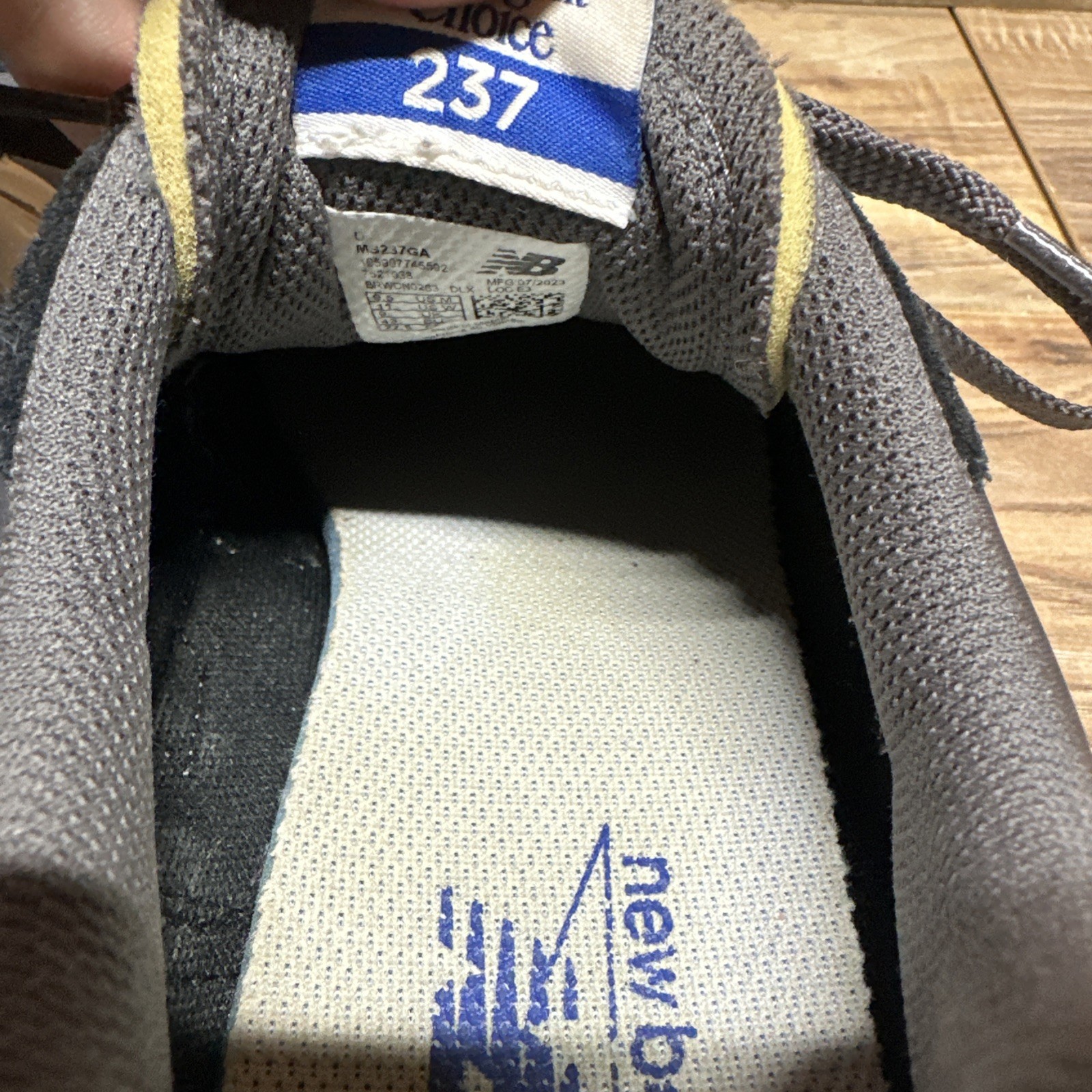 NEW BALANCE 237 Casual Sneakers Unisex Size M9.5 W11 Black Grey WS237NB