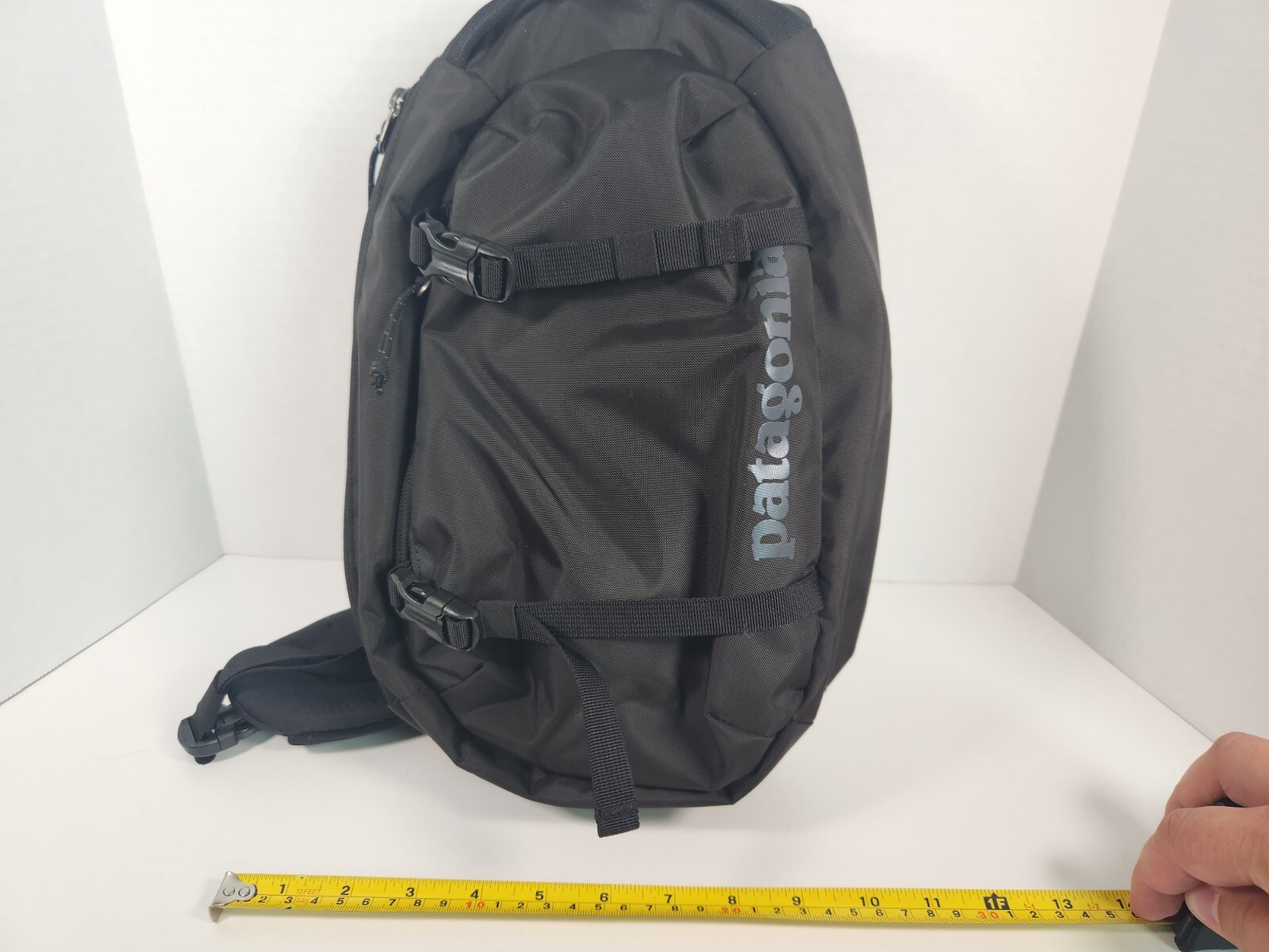 Patagonia Atom Sling 8L, Black, One Size Crossbody Bag 2022 #48262FA22