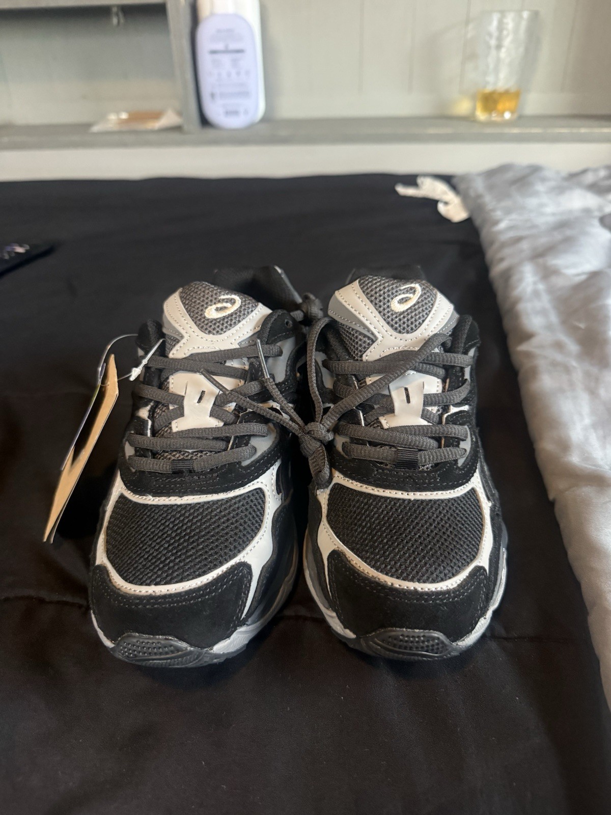 This is an Asics GEL-NYC “Black/Grey” men’s running shoe