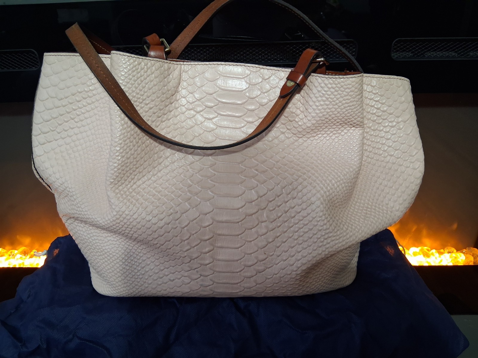 Dooney and Bourke Crocodile