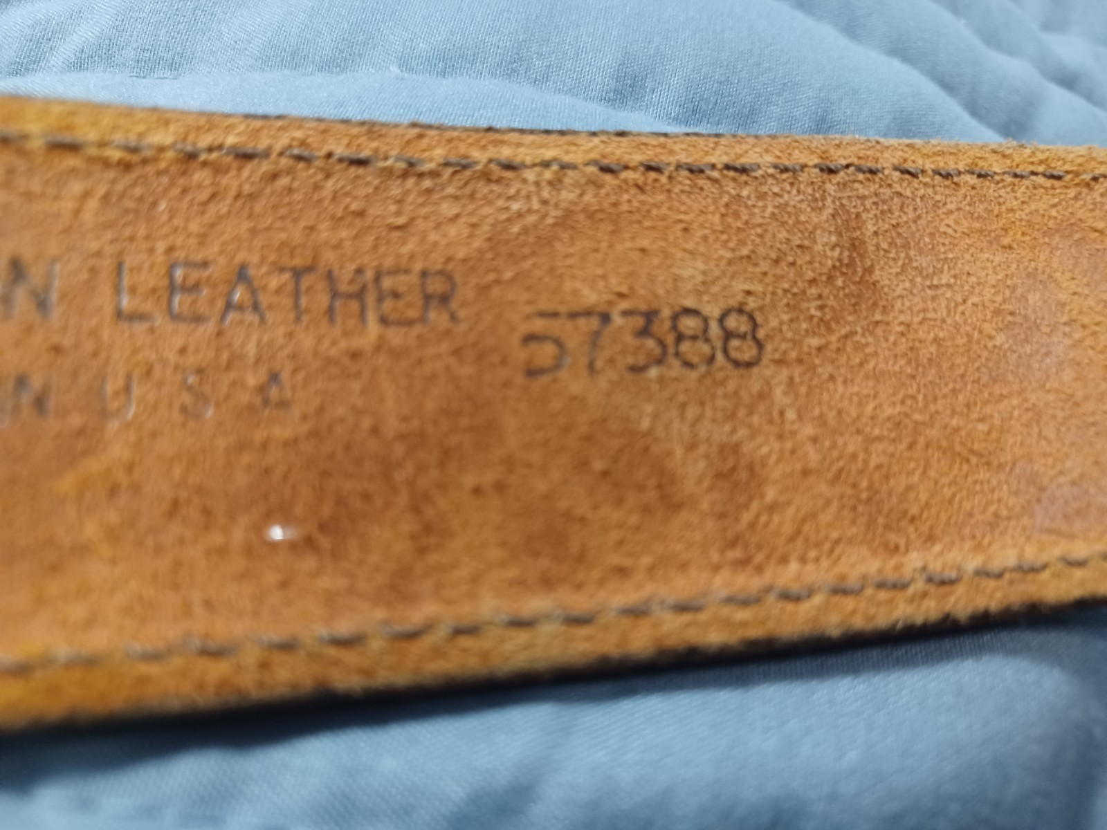 Vintage Used Comanche Brown Leather Belt With Stone Belt Buckle Size 40 (U28)