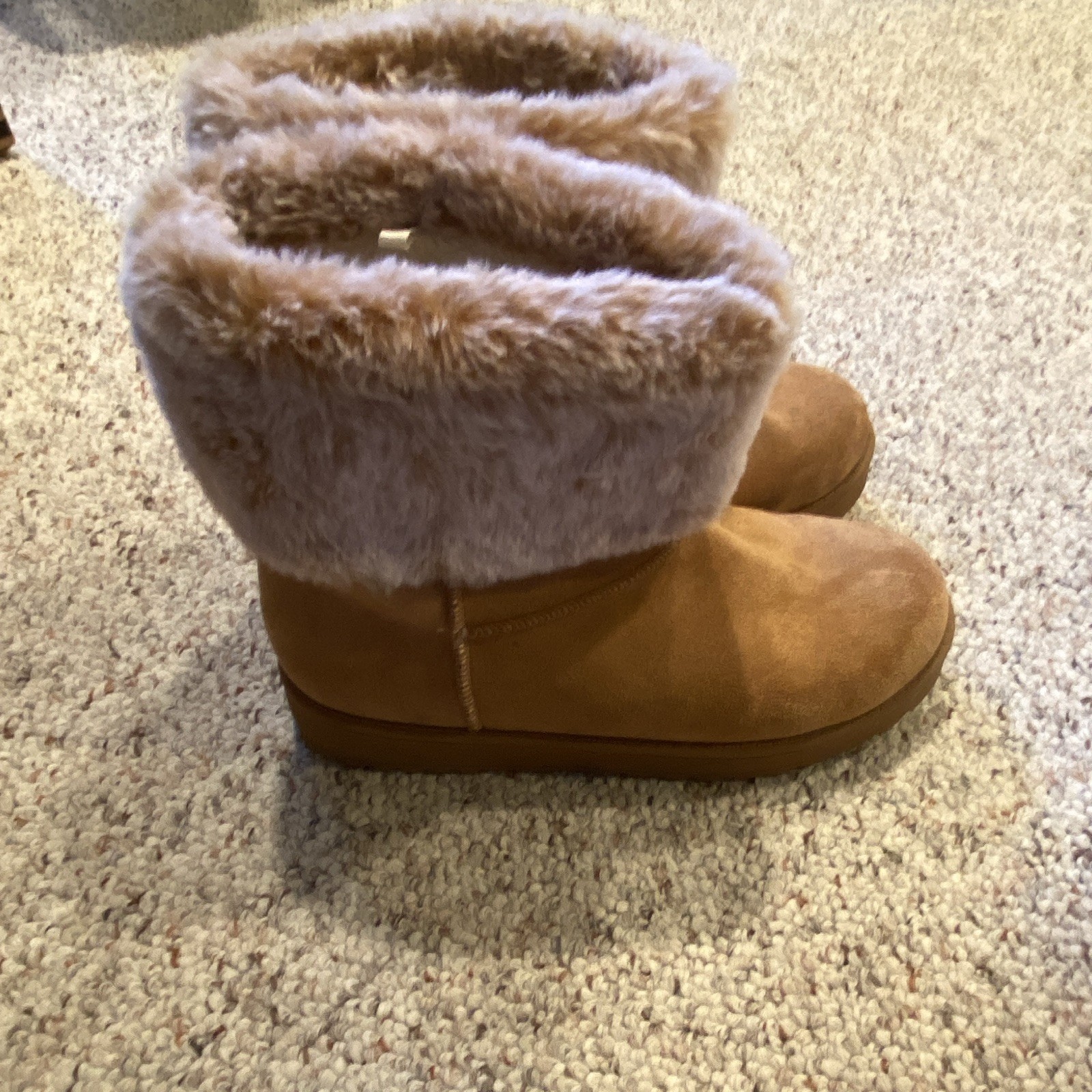 Arizona Jeans Women’s Faux Suede Mid-Calf Bootie Fur Trim Pull-On US 8