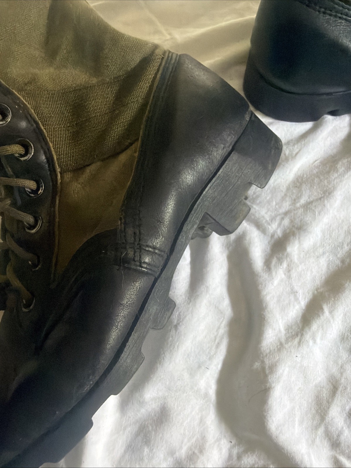 Vintage Late 80’sMilitary Combat Jungle Boots Spike Protective Ro Search 10.5 R