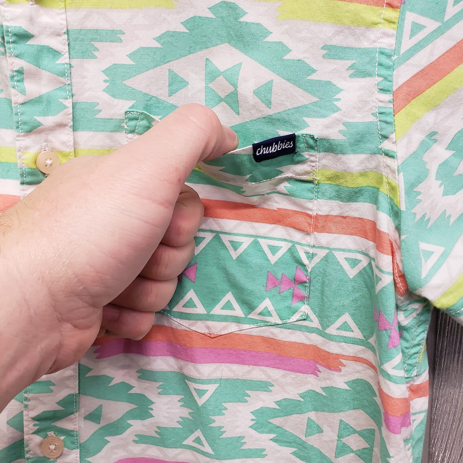 Chubbies Shirt Mens Small Reg Fit Button Down Aztec Southwestern Stretch Logo SS