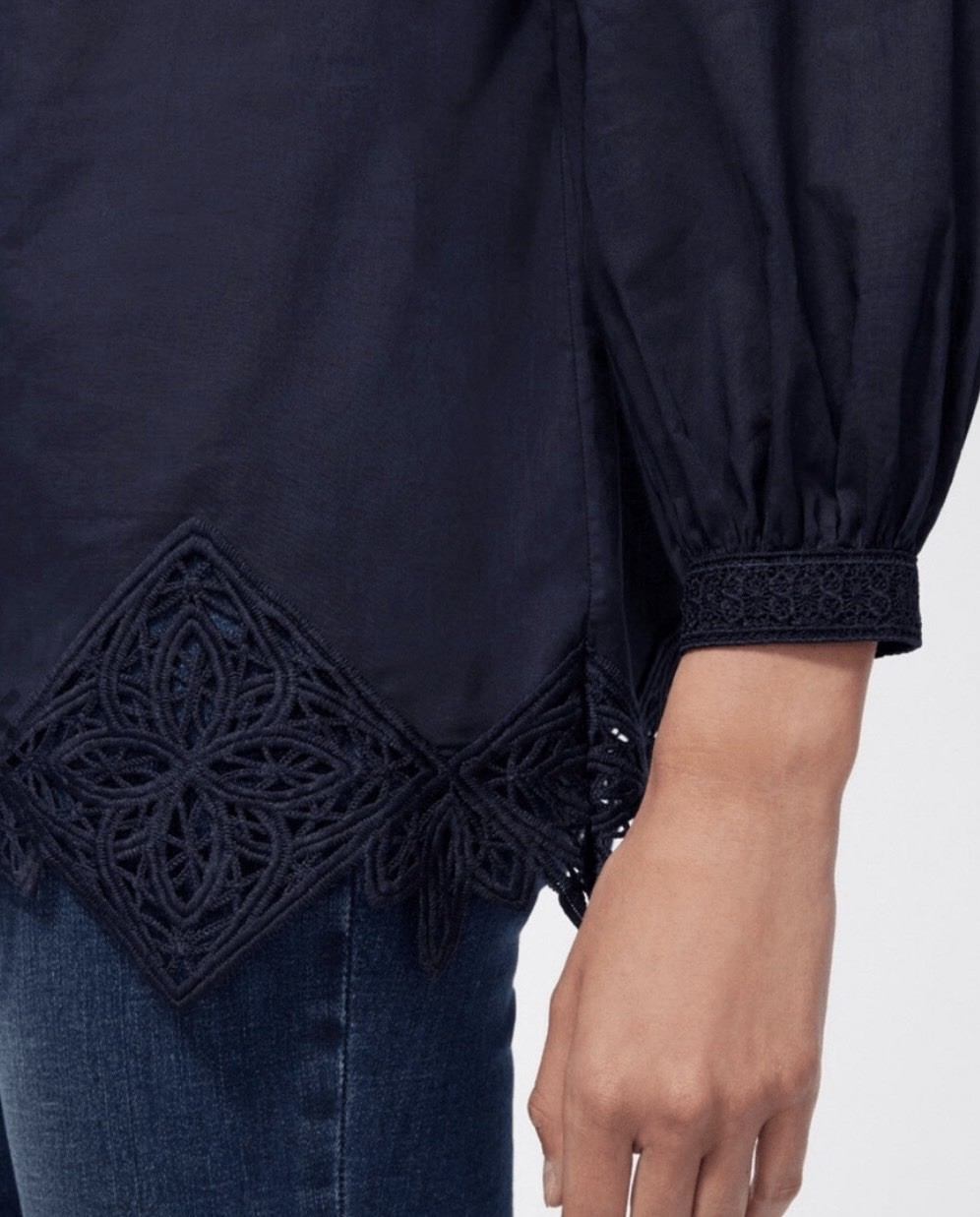 Chico’s Sz 3.5 = 18 Navy Blue Lace Trim Tunic Blouse Boho Top
