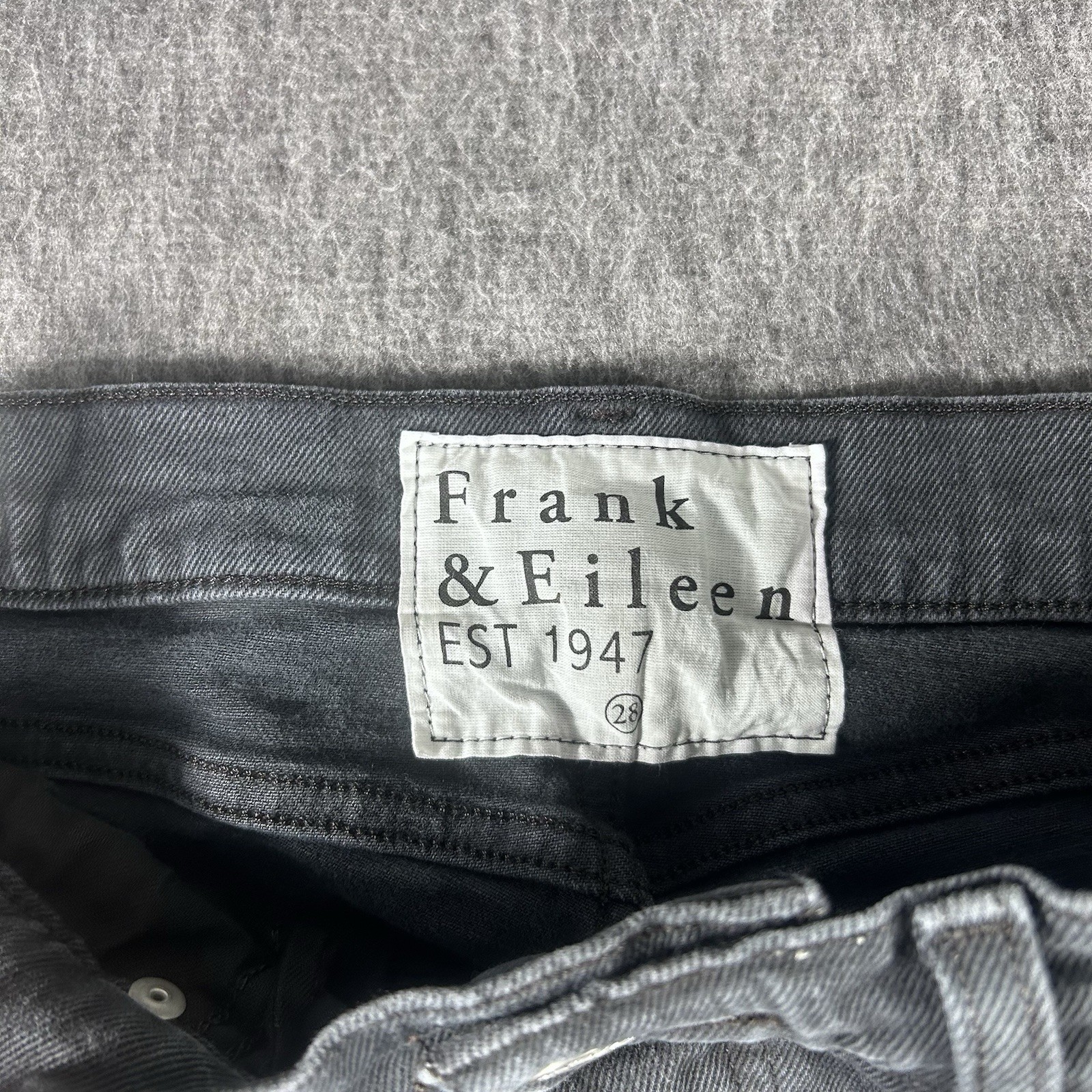 Frank & Eileen Washed Black Cork Everyday Denim Straight Leg Jeans Sz 28 Raw Hem