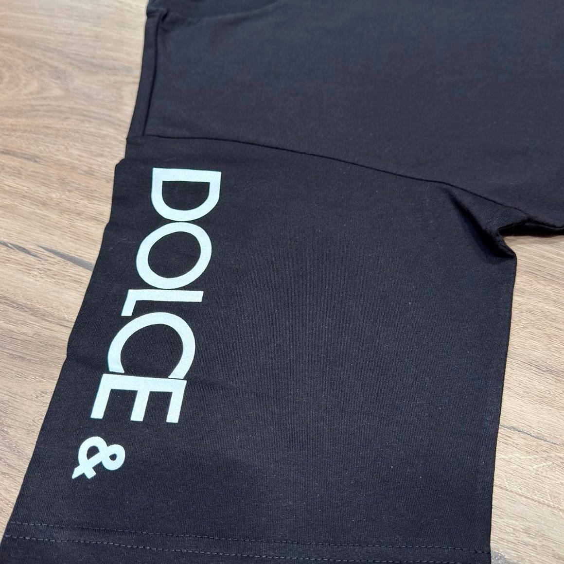 Dolce & Gabbana Men’s Oversize T-Shirt with Side Print Black Color Size S / IT46