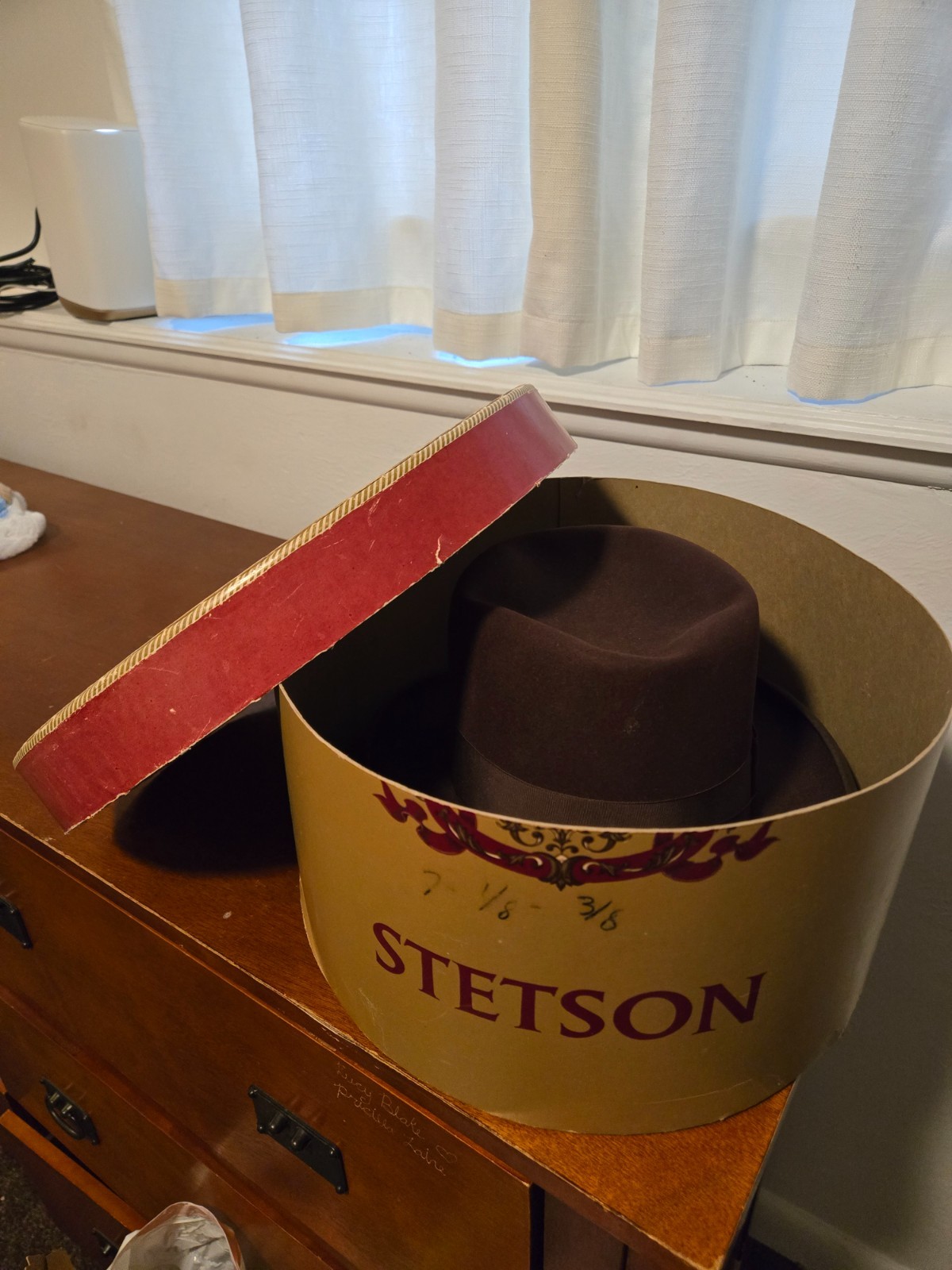 Vintage 1940s Stetson 7- 1/8 – 3/7 3X Beaver Quality felt hat with original box