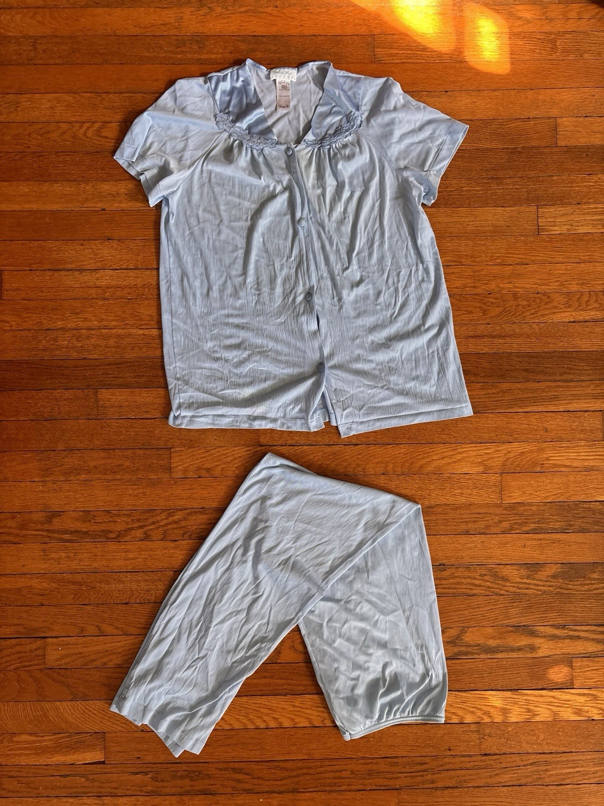 Bundle Of Five Vintage Vanity 2pc Night Sets Size Small Blues And Cream