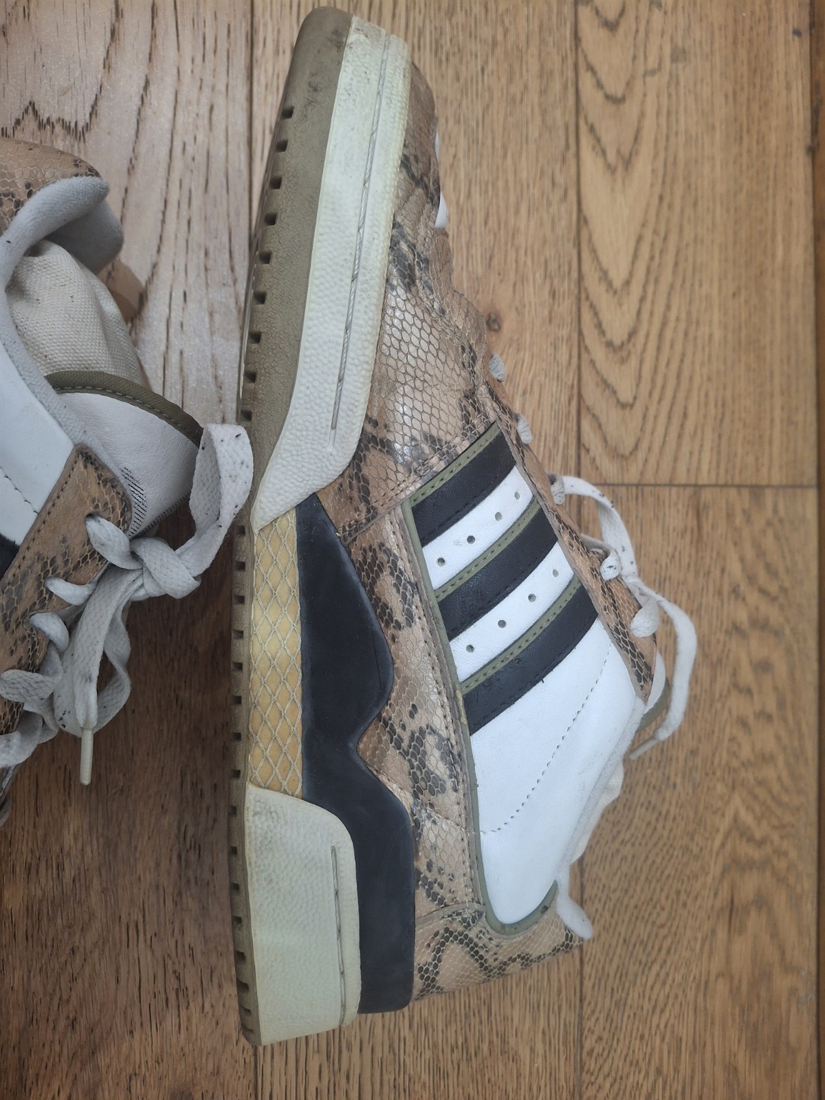 Rare Vintage Adidas Original Model Fleetwood Snakeskin Years 2004 – Size 43 1/3