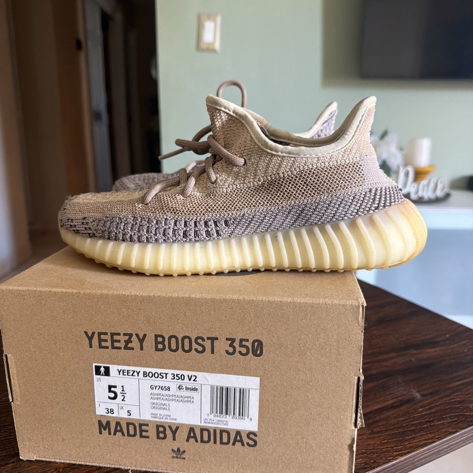 Adidas Yeezy Boost 350 V2 Ash Pearl Size 5.5 SLIGHTLY USED $50 OBO
