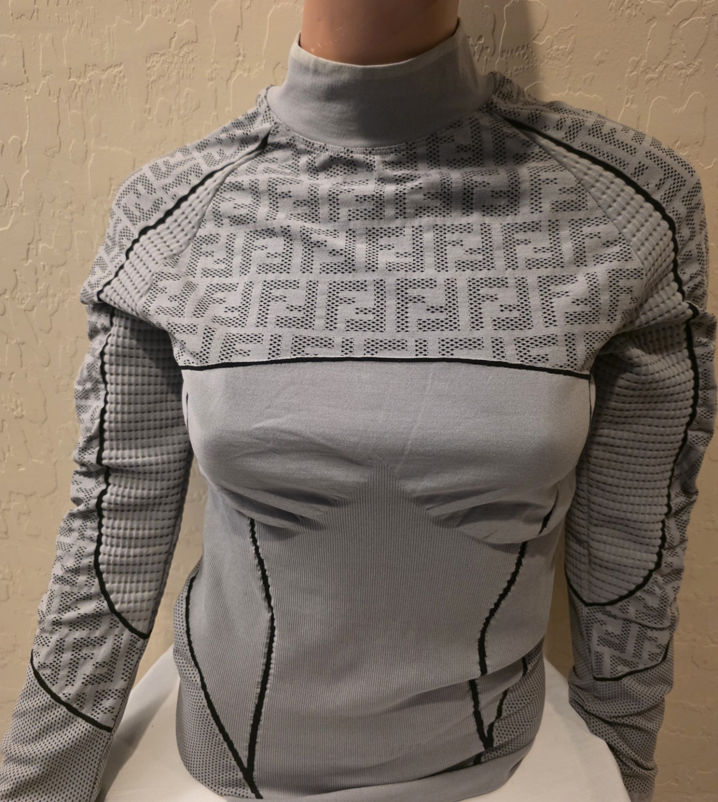 Womens FENDI Monogram FF print Logo Active Nylon Top Jumper Sz LARGE, NEVER WORN