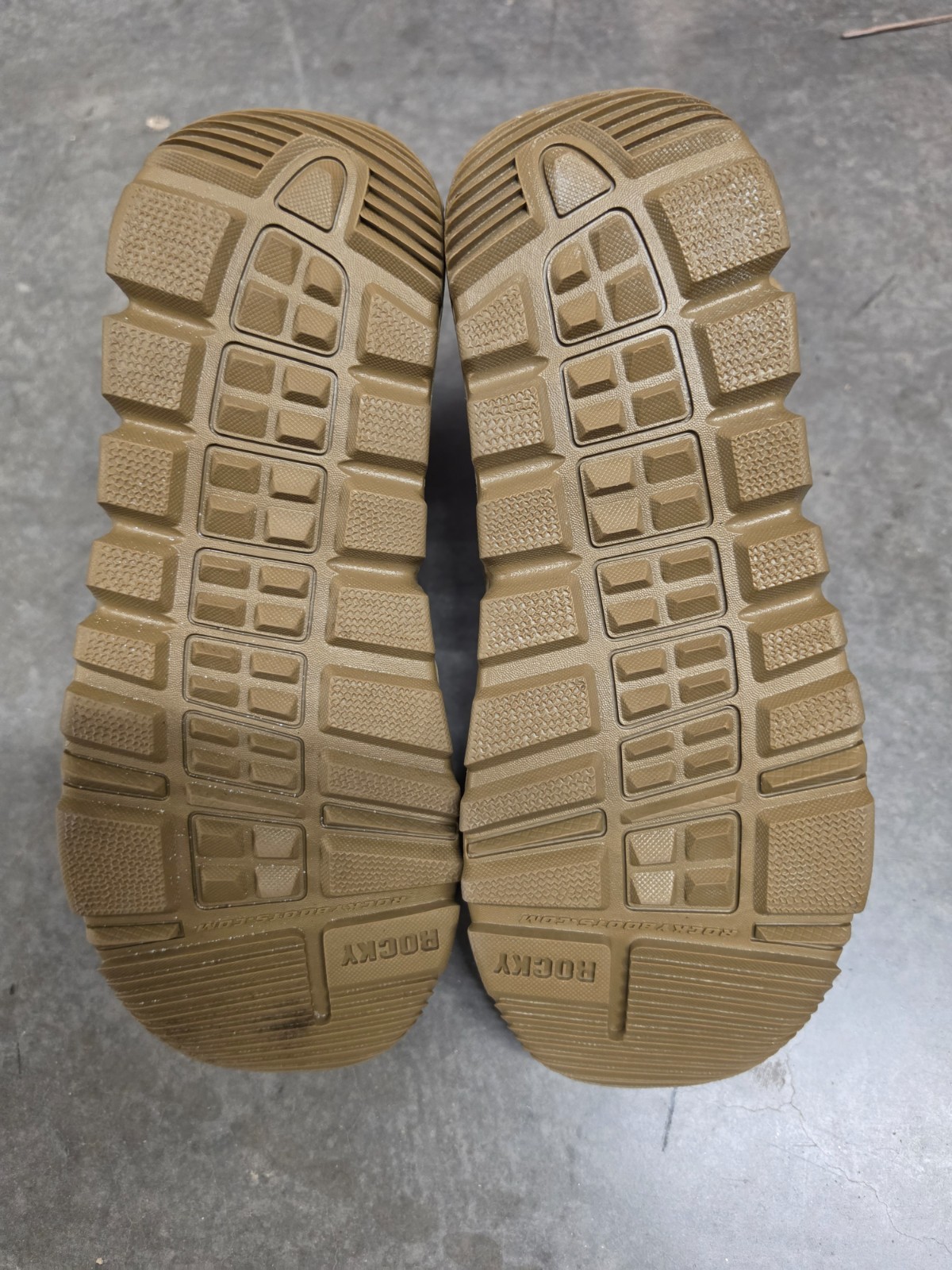 Rocky C4T boots – Size 10 – Coyote Brown- Brand New – No laces – lightweight