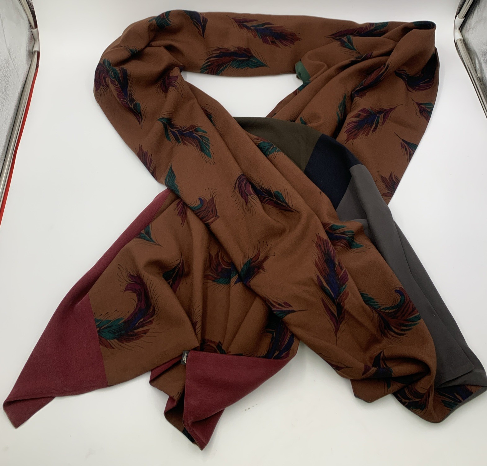 Burgundy Leaf Design Shawl Brown Blue Tan Gray Black Green 26 1/2″x91”Reversible