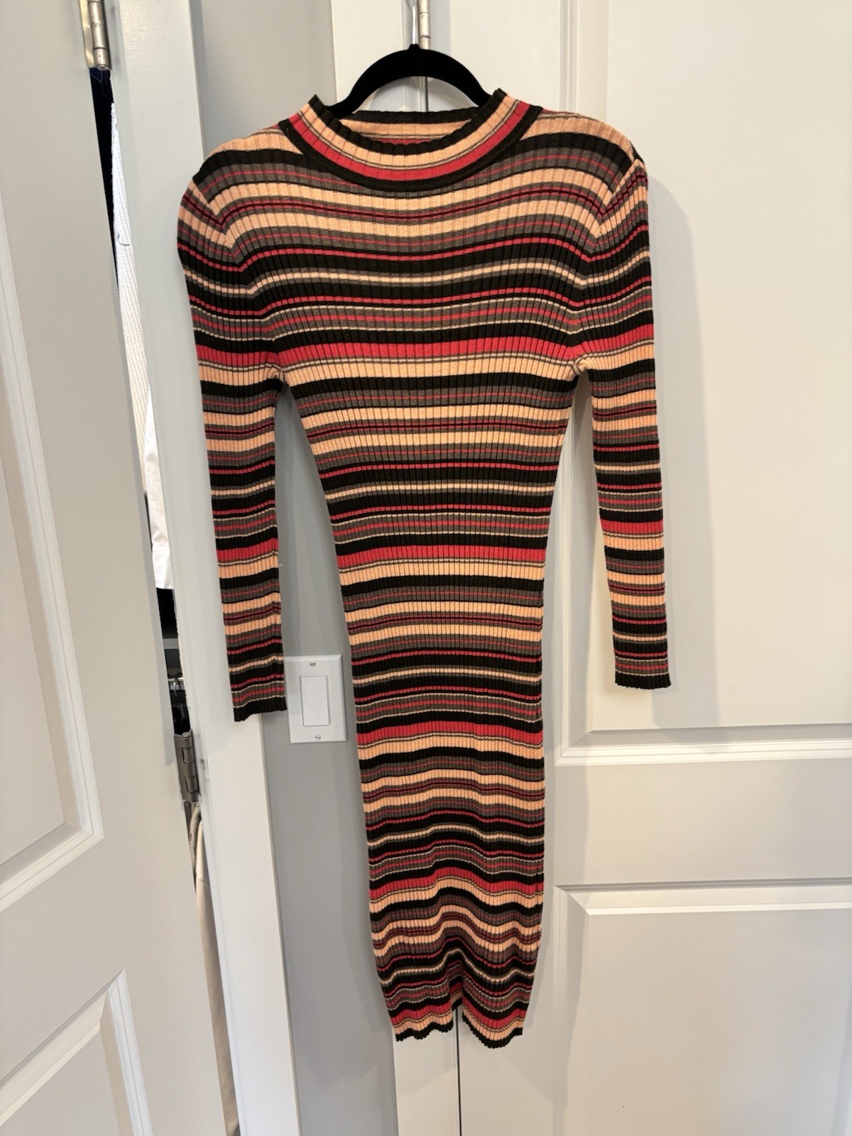 Maggy London Multicolor Striped Knit Sweater Dress M Long Sleeve Cotton Blend