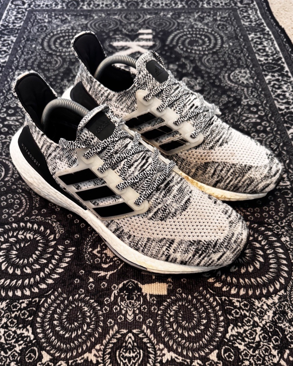 adidas Ultraboost 21 Men’s Primeknit Cushioned Running Sneakers White/Black
