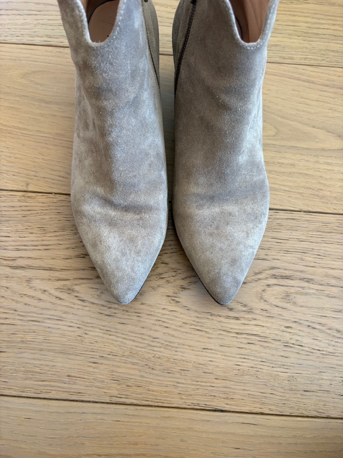AGL notch booties – size 38.5/8.5