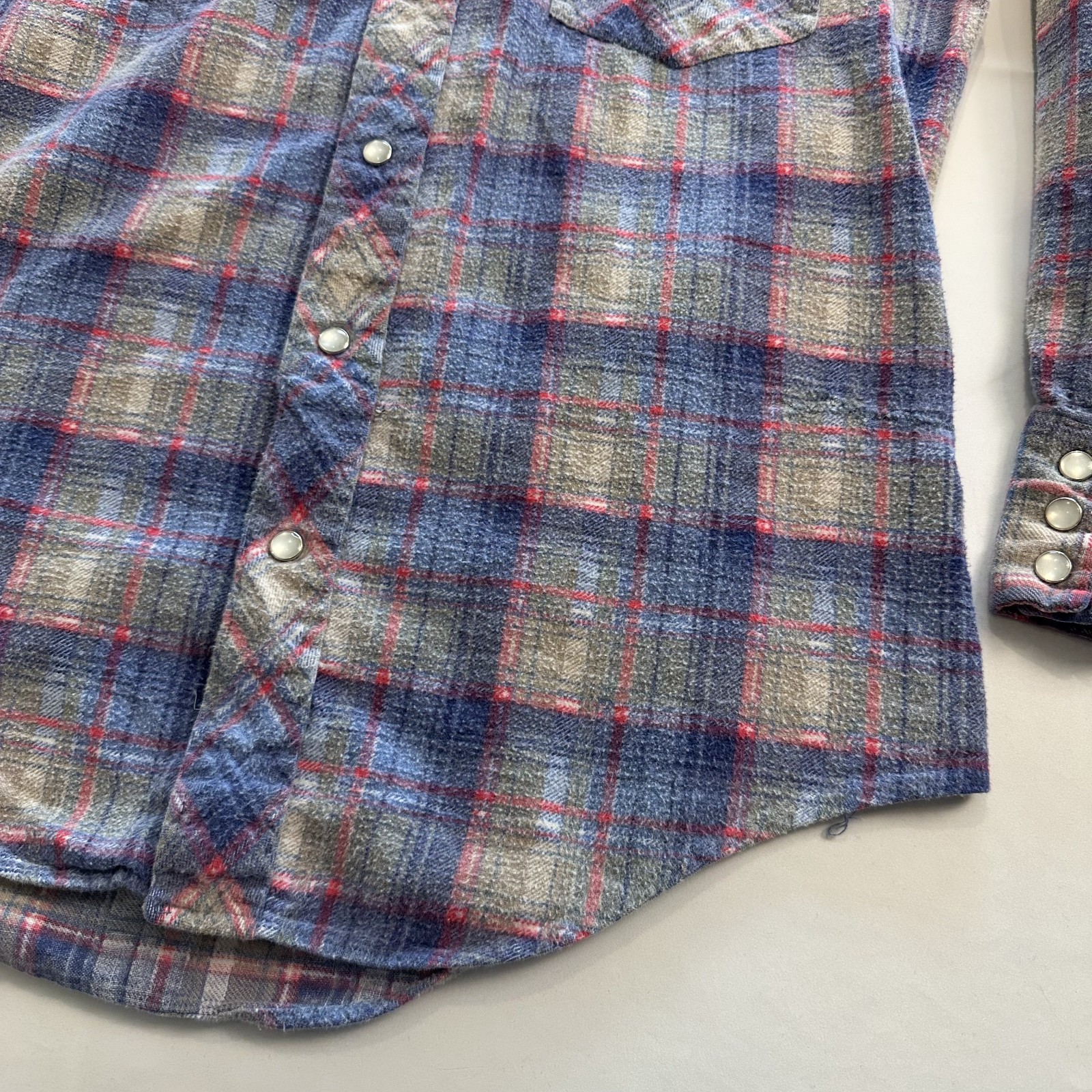 VTG Plainsman Pearl Snap Long Sleeve Shirt Plaid Mens M Western Cowboy