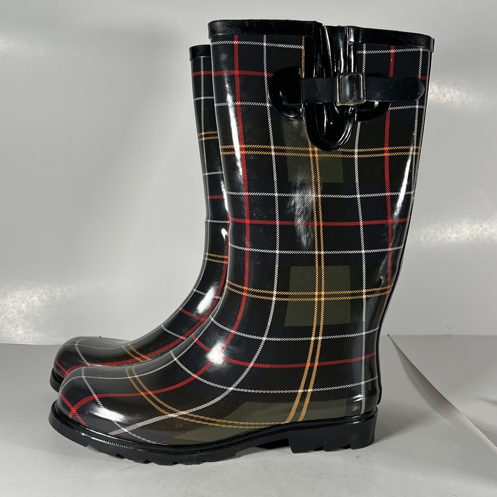 Nomad Black Rain Green Multi Plaid Womens Size 9 SEE PICTURES