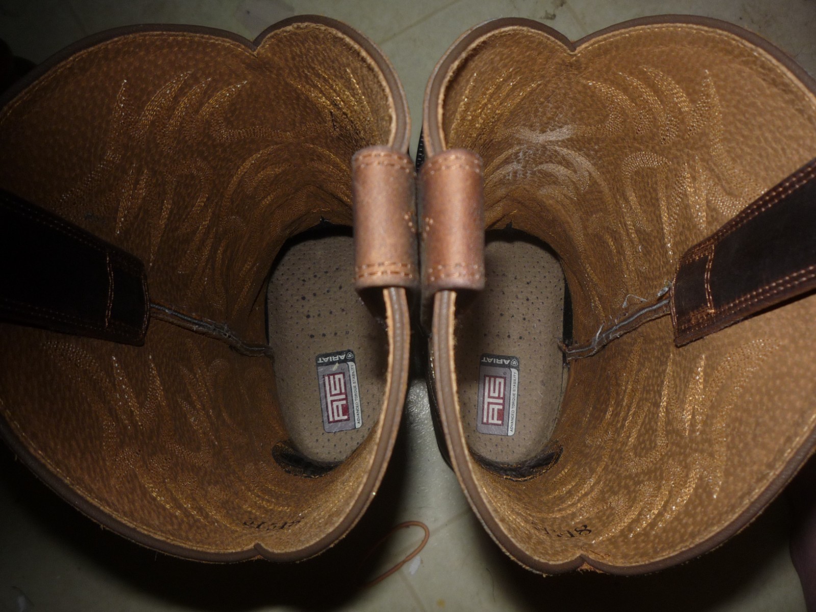 Men’s Ariat 8 EE Heritage Brown Western Cowboy Boots W Wide 34725 (10002204)