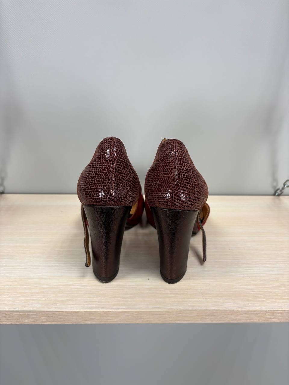 Womens heels Chie Mihara Size 37 1/2 Color Burgundy Duties Paid (USA)