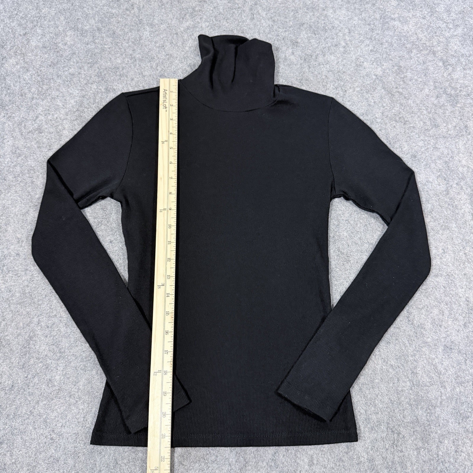 Active Basic Long Sleeve Pullover Turtleneck Sweater Women’s Size Medium Black