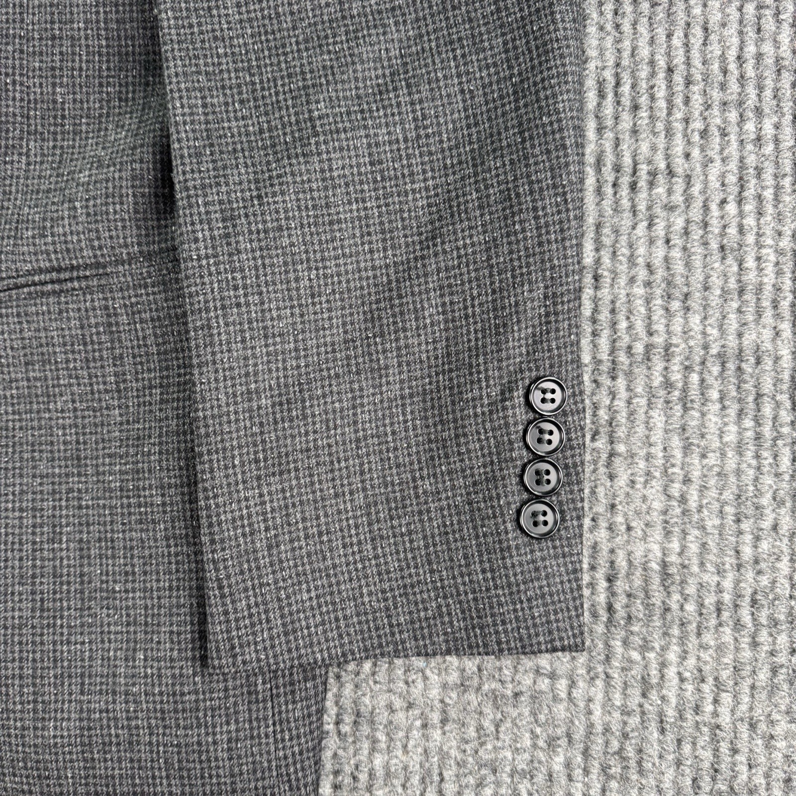 Vintage Pierre Cardin Suit 40 Gray Wool Nailhead Double Breasted Pleated 28×30