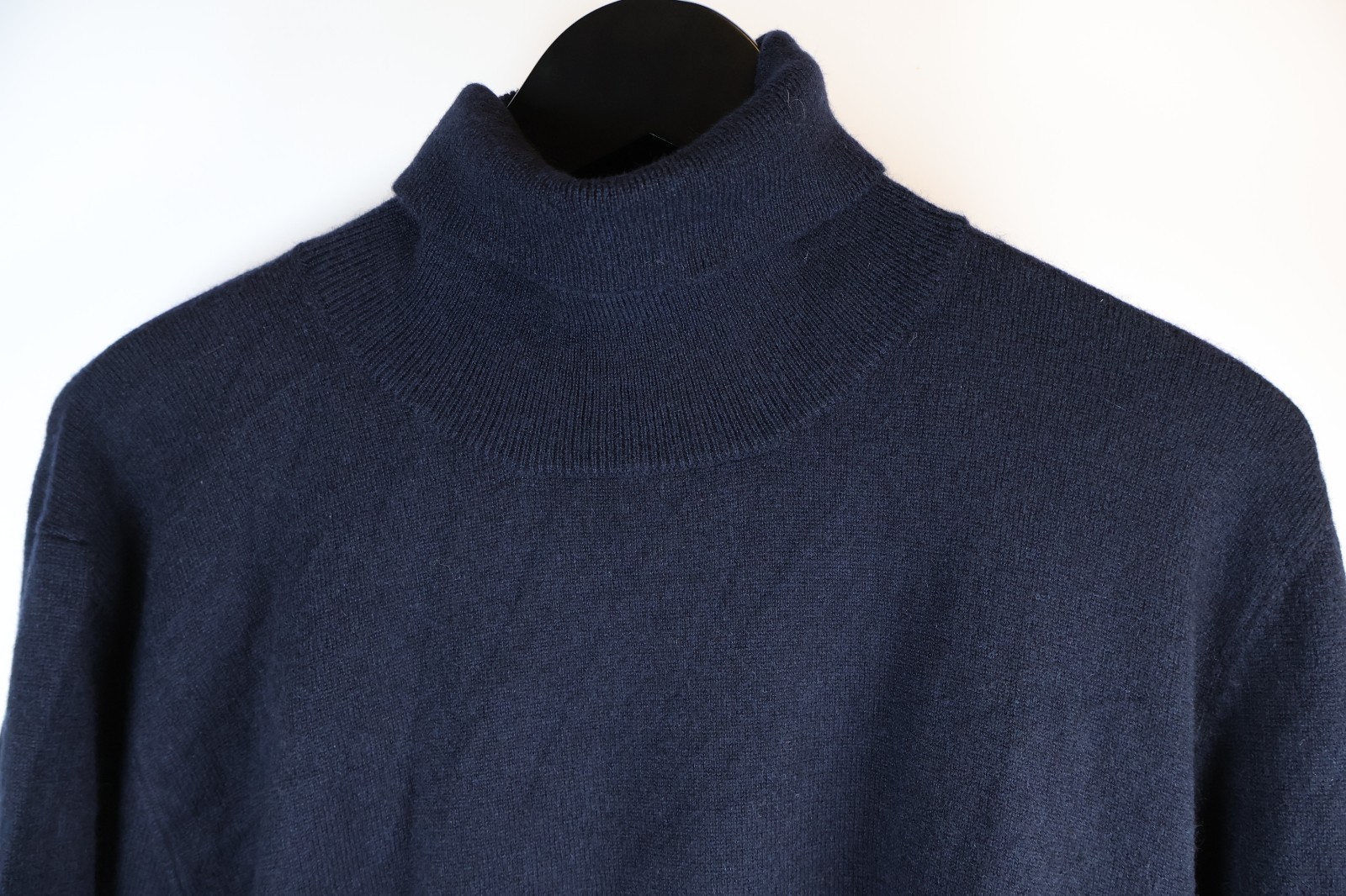 Anderson & Sheppard 100% Cashmere Roll Neck Jumper (Navy, L) PO