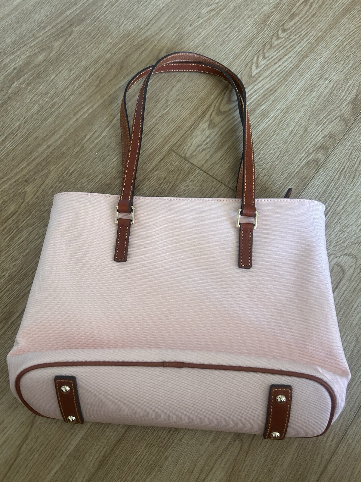 Dooney & Bourke Pink Solid Tote Bag – Zip Top, Gold Hardware, Red Lining