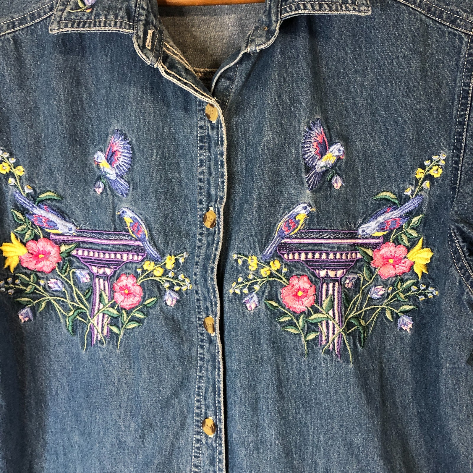 Embroidered Denim Floral Birds Theme Vintage Bobbie Brooks Size M Cottage Core