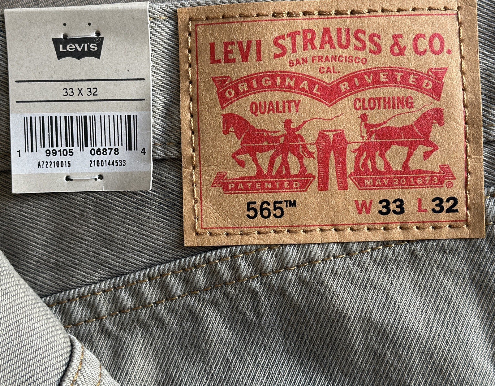 Levi’s Men’s 565 Loose straight Jeans